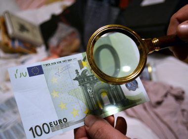 Не подписвайте бордера в чейндж бюрата