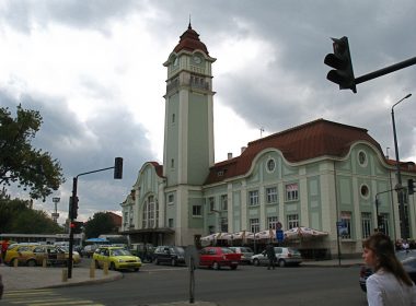 Бургас гара багаж съмнителен