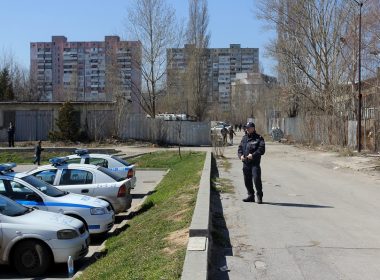 Бомбата