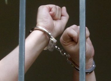 кмет британец мъж нападение Слънчев браг
