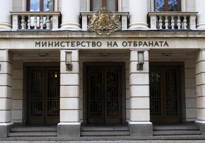 бомба средства допълнителни правителство отбраната ремонт самолети СУ-25 процедура