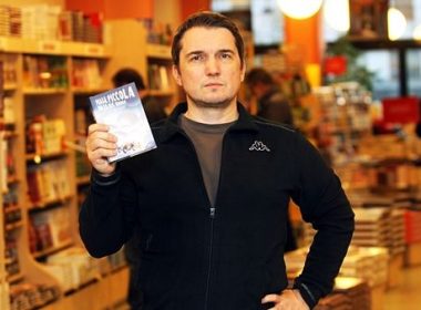 Милош Урбан