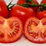 Доматите удариха нова цена. Голяма изненада при брашното
