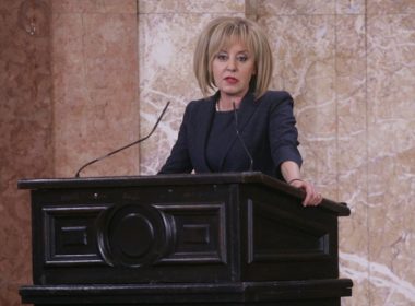 Мая Манолова омудсман жалби потребители граждани монополисти