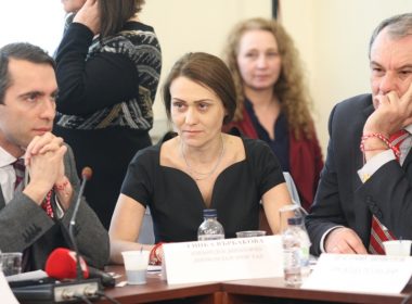Гинка Върбакова ЧЕЗ сделка комисия НС
