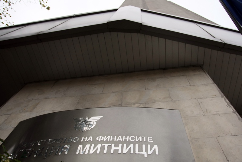 ОЛАФ митници спирт производители