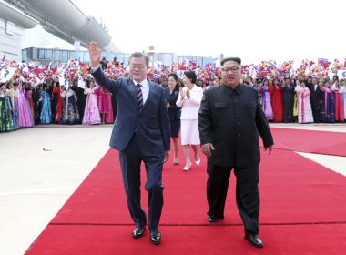 Ким Чен Ун, Мун Дже-ин Корея среща Пхнян