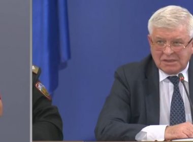 Ананиев, възрастни хора, пазаруване