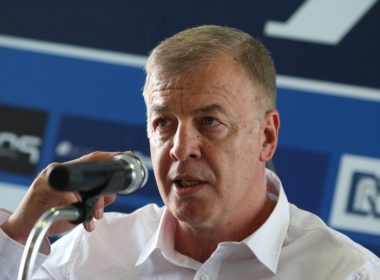Наско Сираков, Тити Папазов, акции, Левски