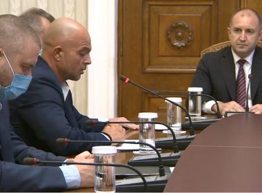 Иванов, Радев протести насилие
