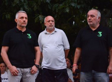 Отровното трио, декларация, политици, партии, протести, Народно събрание Отровното трио, корупция, имейл, евродепутати