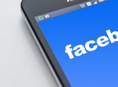 Фейсбук, новини, регулация, избори,фалшиви новини