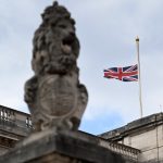 Брекзит отново взриви Лондон: Фараж атакува Бърнам за връщането към ЕС