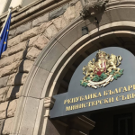 Радев алармира за нови атаки по търговски кораби в Черно море, вика посланик Митрофанова