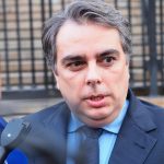 Асен Василев: Вчера г-жа Йотова отново излъга брутално