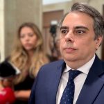 Асен Василев: Гражданите показаха червен картон на управлението на „Прогресивна България“